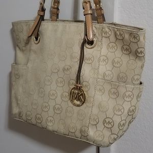 MK purse